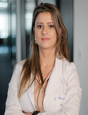 Dra. Carolina Linhares Martins